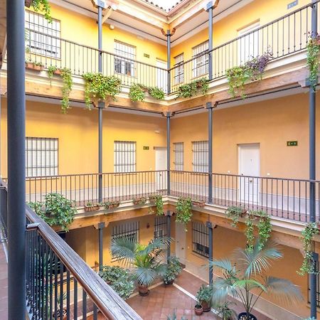 Genteel Home Vinuesa Севилья Экстерьер фото